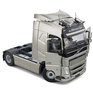 Solido S2400101 Camión Volvo FH16 Globetrotter XL Escala 1:24